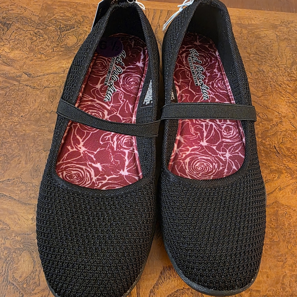 U.S. Polo Assn. Black Mary Jane Shoes - Picture 2 of 5